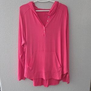 Livi Women's Pink Hoodie Top